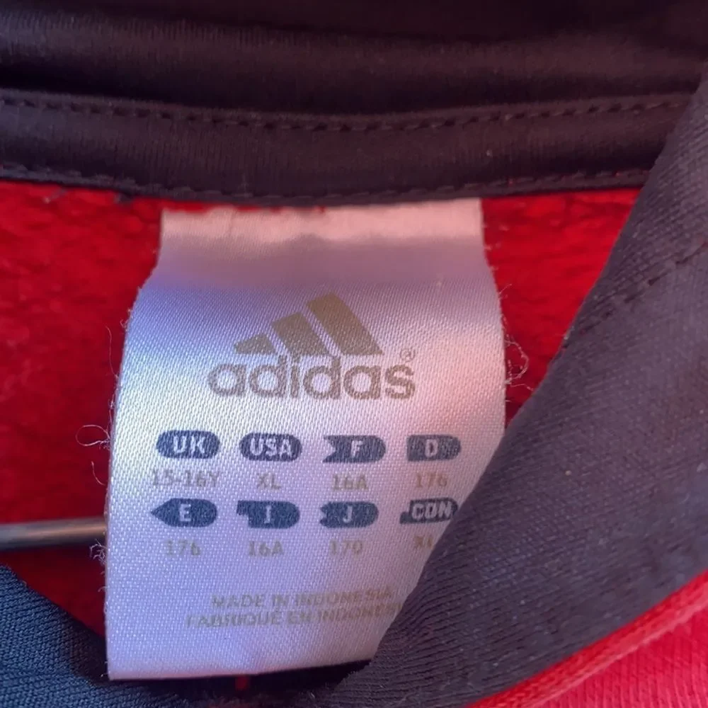Adidas hoodie sz. XL